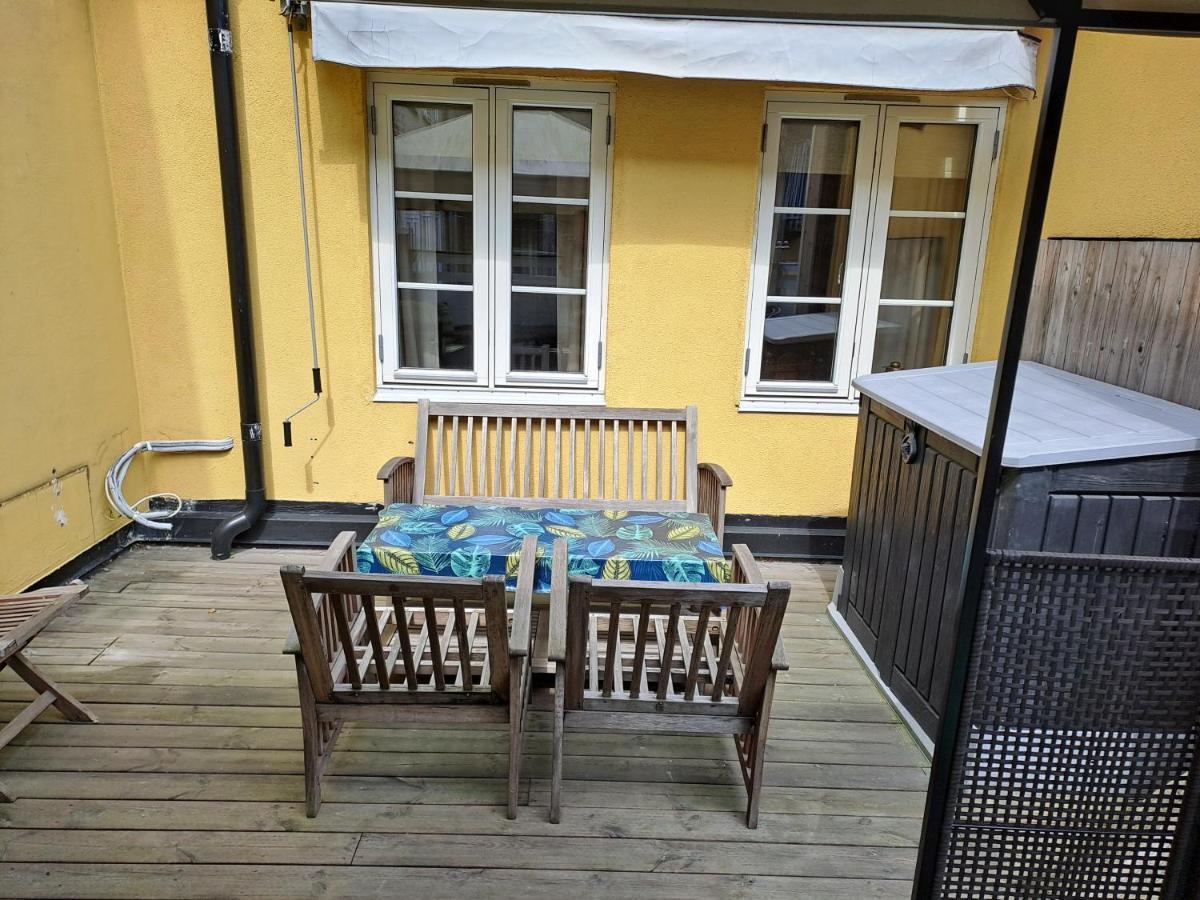 Sveriges Minsta Hotell! Hotel Gruyere Ландскруна Екстер'єр фото
