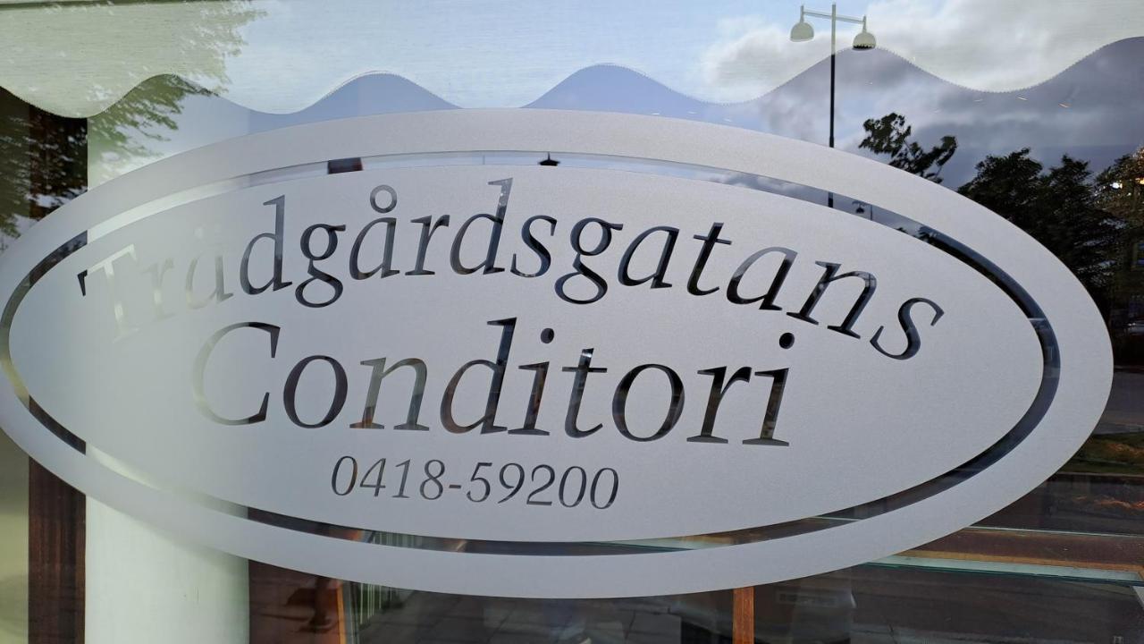 Sveriges Minsta Hotell! Hotel Gruyere Ландскруна Екстер'єр фото