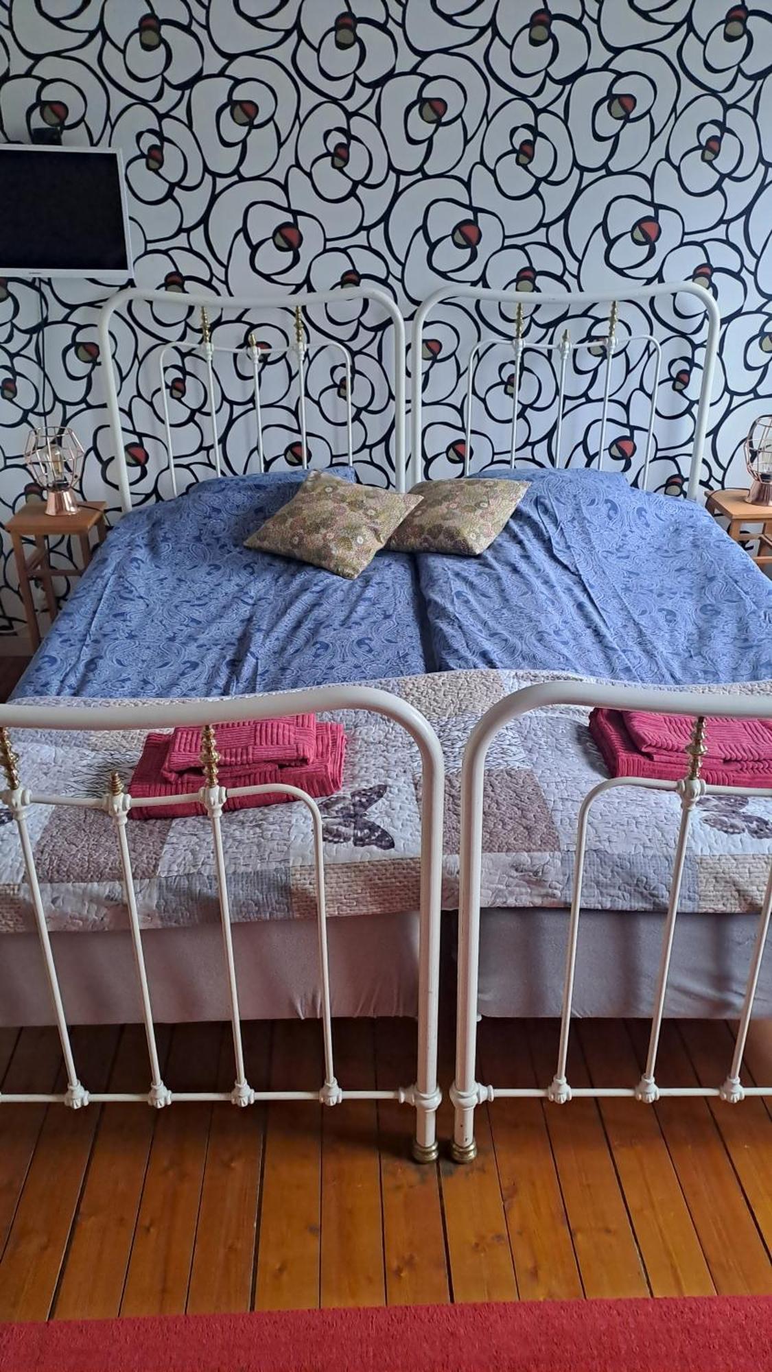 Sveriges Minsta Hotell! Hotel Gruyere Ландскруна Екстер'єр фото